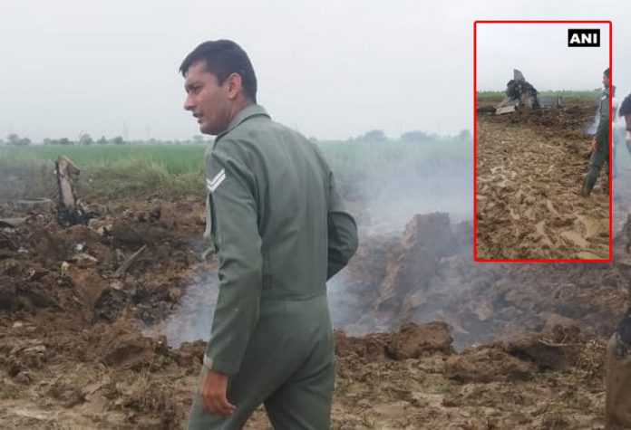 201909251307110112_Madhya-Pradesh-MiG-21-Trainer-aircraft-of-the-IAF-crashed_SECVPF