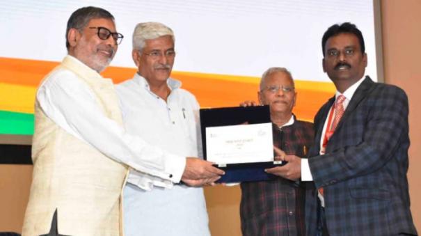 நாட்டின் 2-வது சுகாதாரமான புண்ணிய தலமாக மதுரை மீனாட்சியம்மன் கோயில் தேர்வு