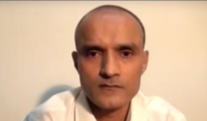 குல்பூஷன் யாதவை சந்திக்கிறார் கௌரவ் அலுவாலியா