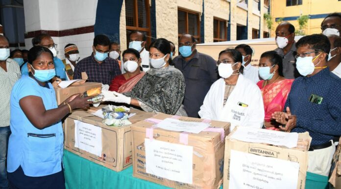 கொரோனா நோயாளிக்கு இலவச உணவு கனிமொழி எம்பி தொடங்கி வைத்தார்