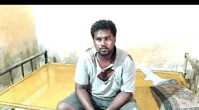 திசையன்விளை போலீஸ் அத்துமீறல்: பட்டதாரி இளைஞர்மீது தாக்கு, தாயார் ஜாக்கெட் கிழிப்பு