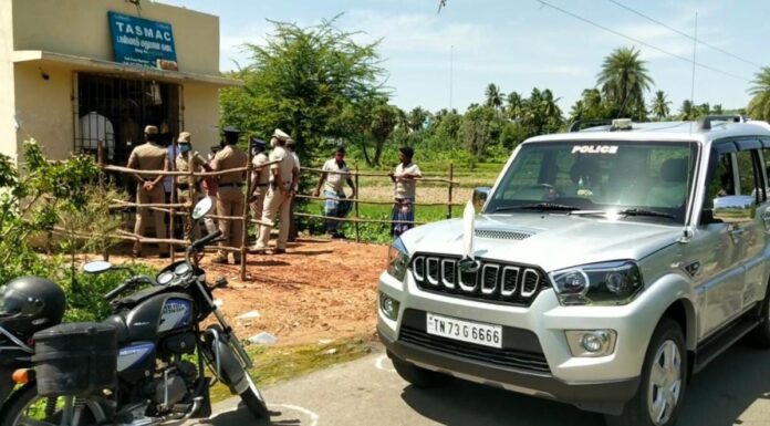 டாஸ்மாக் கடையில் துளையிட்டு ரூ. 1.5 லட்சம் மதுப்புட்டி திருட்டு