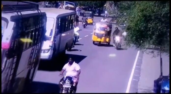 காஞ்சிபுரம் கலெக்டர் அலுவலகம் முன்பு பட்டப்பகலில் நகை பறிக்க முயற்சி
