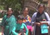 விதவை மூதாட்டி வீட்டு நில ஆக்கிரமிப்புக்கு உடந்தை – மகள்களிடம் அவதூறு பேச்சு: விஜயநாராயணம் இன்ஸ்பெக்டர் மீது புகார்