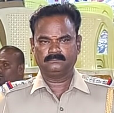 புகார் அளிக்க வந்த பெண்ணை மனைவியாக்கி பணம் பறிப்பு – ஆனந்த தாண்டவம் ஆடிய காவல் ஆய்வாளர் பணி நீக்கம்