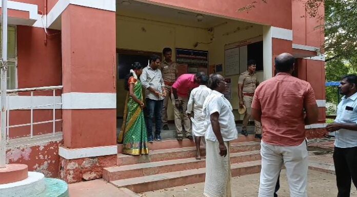 சாத்தான்குளம் காவல் நிலையத்தில் ஒரே நாளில் இரு காதல் ஜோடிகள் தஞ்சம்