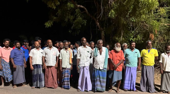 நாசரேத் அருகே இரவில் மறியல்