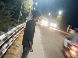 தற்போது: தூத்துக்குடி 3ஆவது மைல் பாலத்தில் கேபிள் வயர் அறுந்து பைக்கில் சென்றவர் காயம்