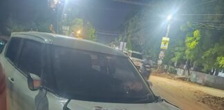 சற்று முன் : நெல்லையில் நேருக்கு நேர் கார் மோதல் 4 பேர் படுகாயம்