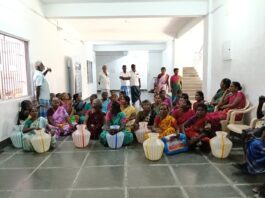 விளாத்திகுளம் ஒன்றிய அலுவலகம் முற்றுகை