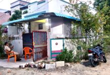 பள்ளியிலிருந்து பிள்ளையை அழைத்து வருவதற்குள் வீடுபுகுந்து நகை கொள்ளை