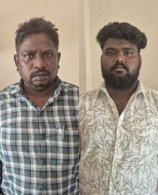 பட்டாவுக்கு லஞ்சம்:சர்வேயர், தரகர் கைது